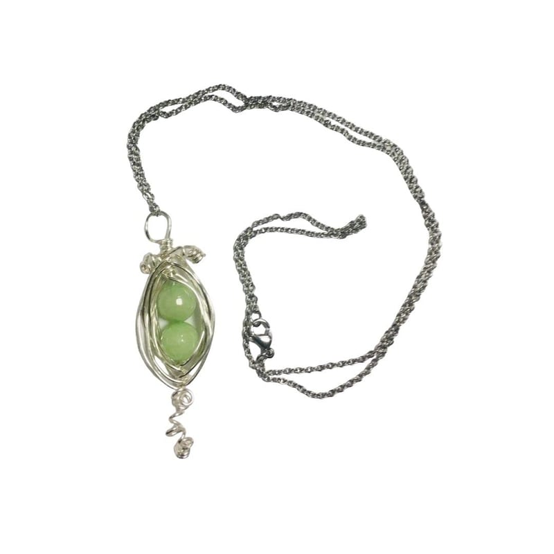 15 Two Peas In A Pod Charm