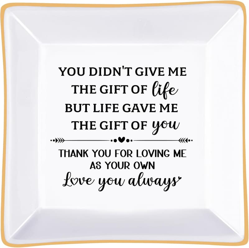 15 Giving His Stepmom A Mother’s Day Gift