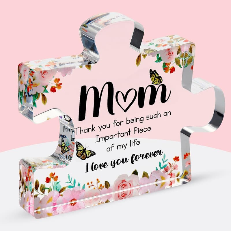 15 Best Sentimental Gifts For Mom