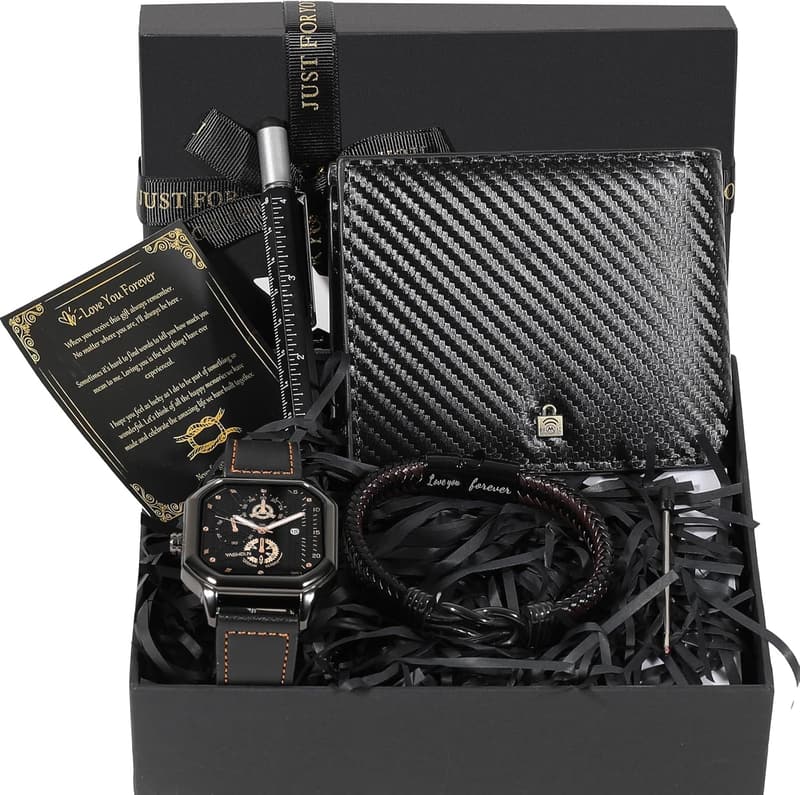 15 Christmas Gifts 2021 For Him