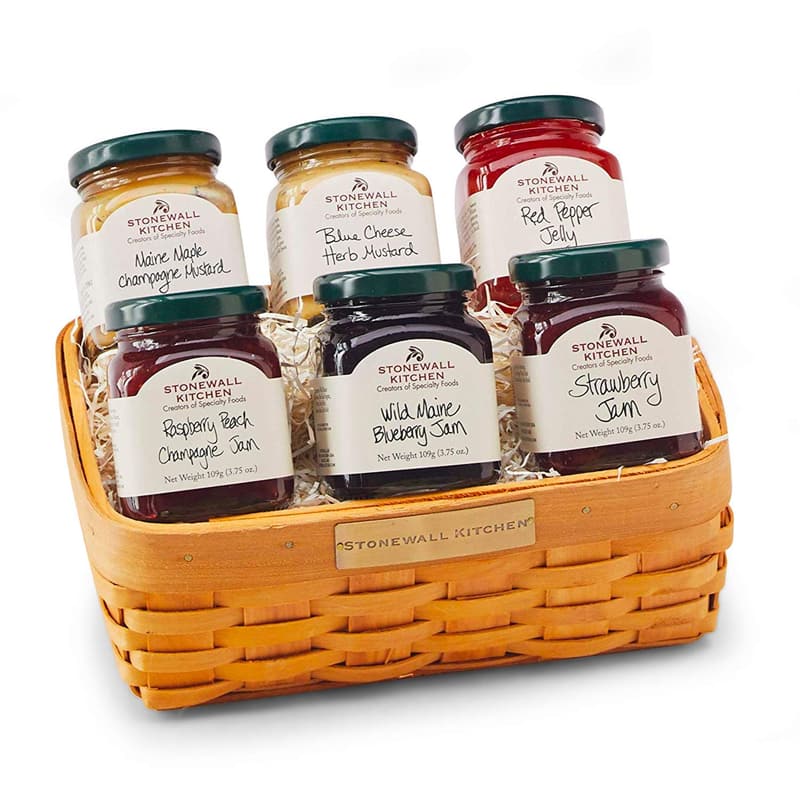 15 Couple Date Night Gift Basket