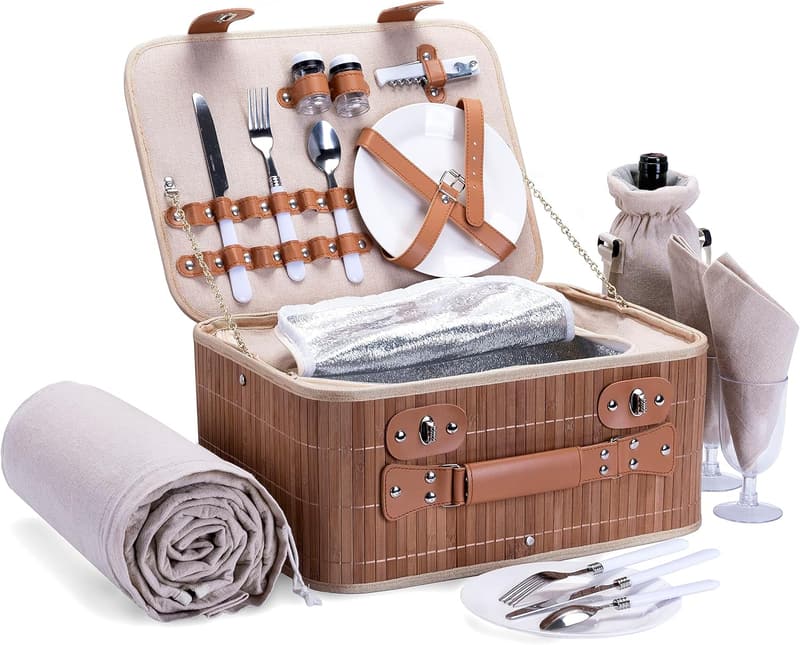 15 The Beach People Picnic Basket