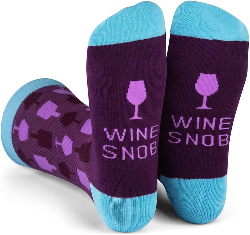 15 Secret Santa Wine Gifts [We Studied 35]