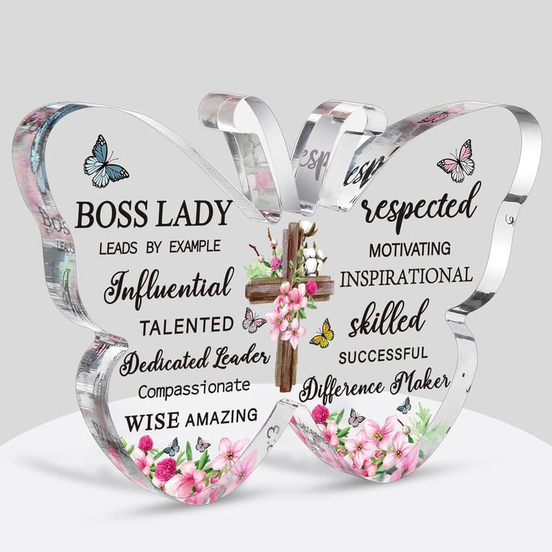 15 Christmas Gifts For Your Female Boss [We Studied 30]