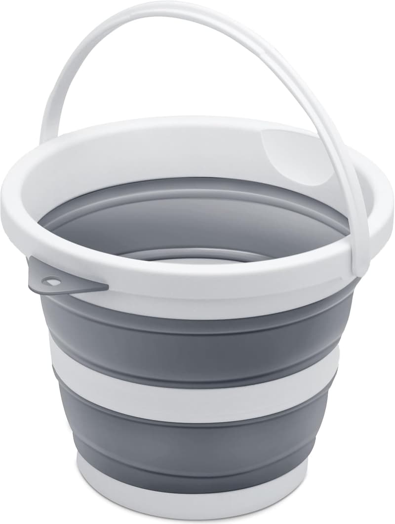 15 Collapsible Water Buckets