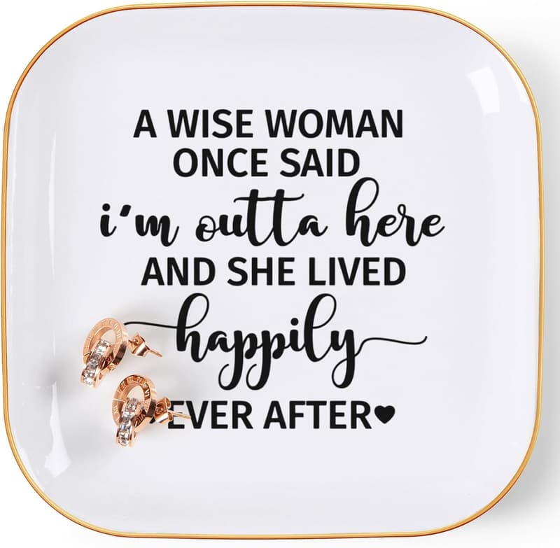 15 Luxury Retirement Gifts For Her