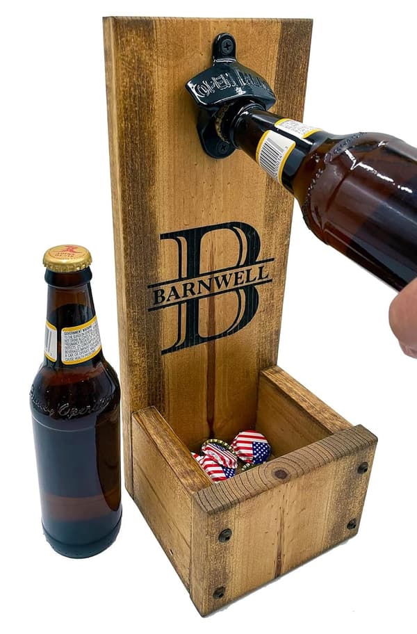 15 Mens Wedding Present Ideas [We Studied 38]
