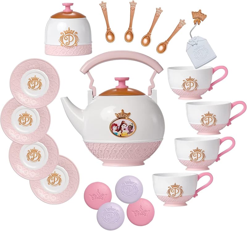 15 Mrs Potts Toy Tea Set