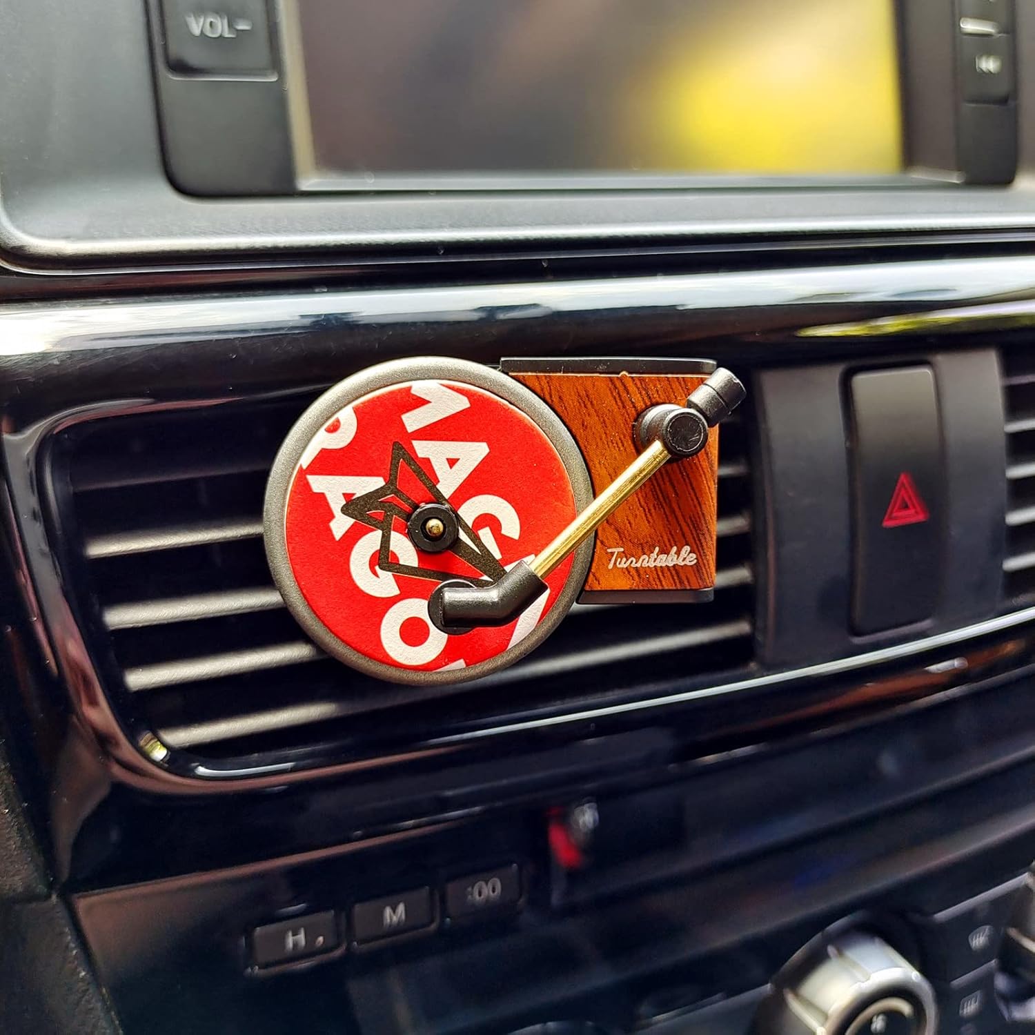 Car Vent Clip Aromatherapy Diffuser - Retro Turntable Design
