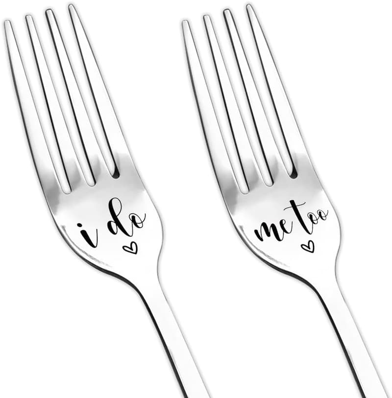 15 Traditional Gifts For Marriage [We Studied 38]