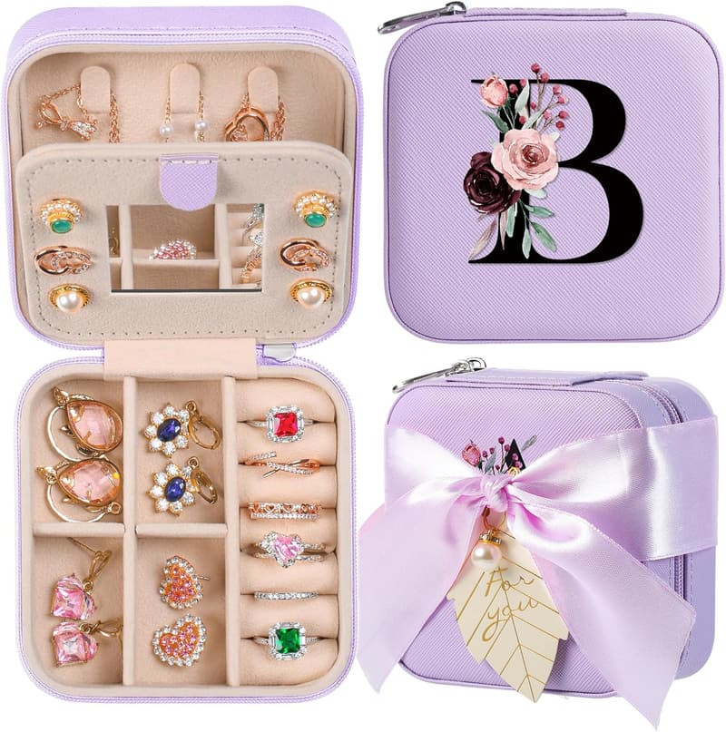 15 Traveling Gifts For Her