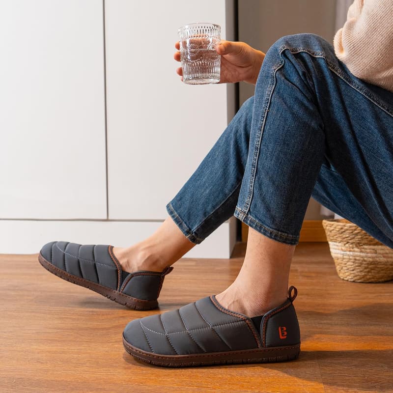 Men's Two-Tone Memory Foam Slippers