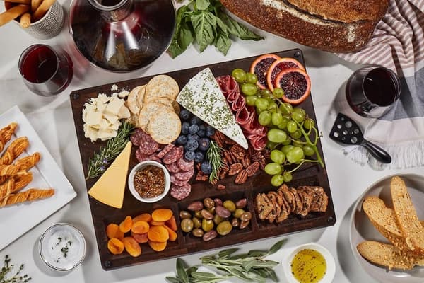 Large End Grain Walnut Cutting Board with Juice Groove (Gift Box Included)