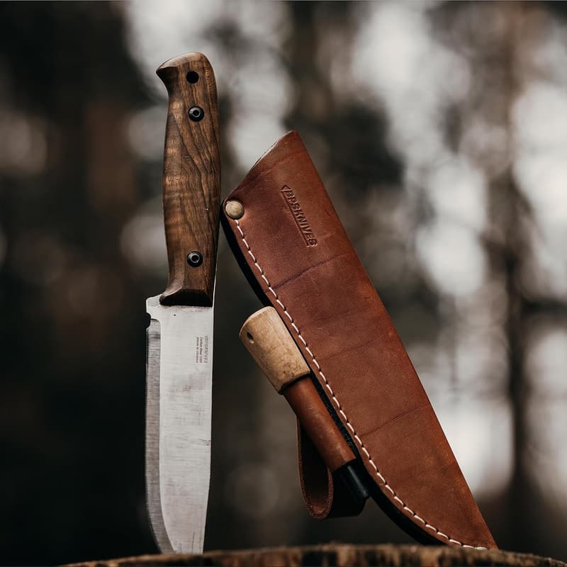 Outdoor Bushcraft Knife with Leather Sheath and Firestarter